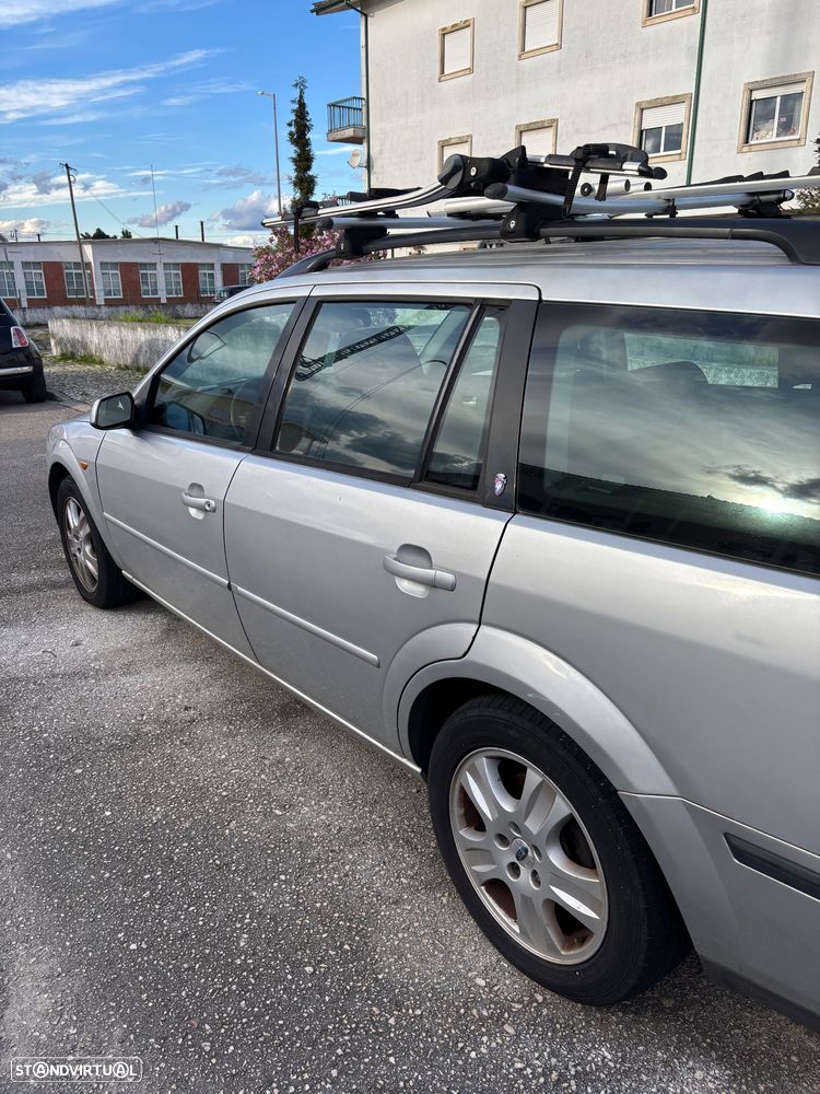 Ford Mondeo SW 2.0 TDCi Ghia - 9