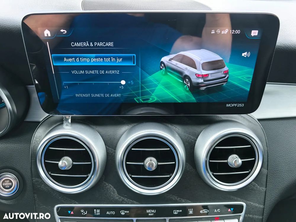 Mercedes-Benz GLC 300 de 4Matic 9G-TRONIC AMG Line - 24