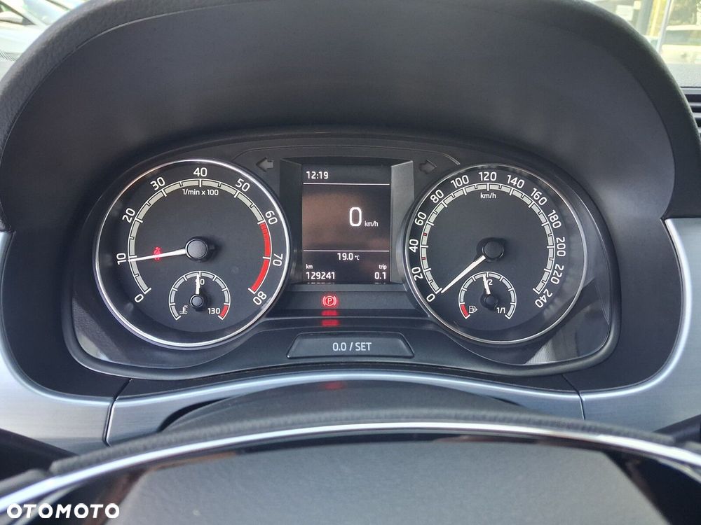 Skoda Fabia 1.0 TSI Ambition - 9
