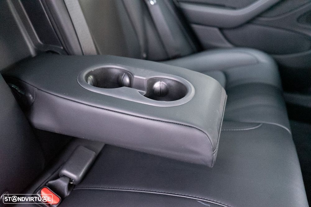 Tesla Model 3 Long-Range Dual Motor AWD - 40