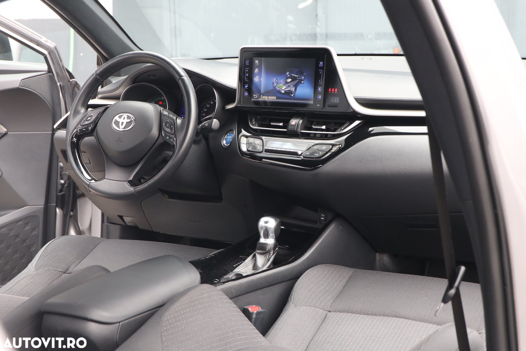 Toyota C-HR 1.8 Hybrid Flow - 19