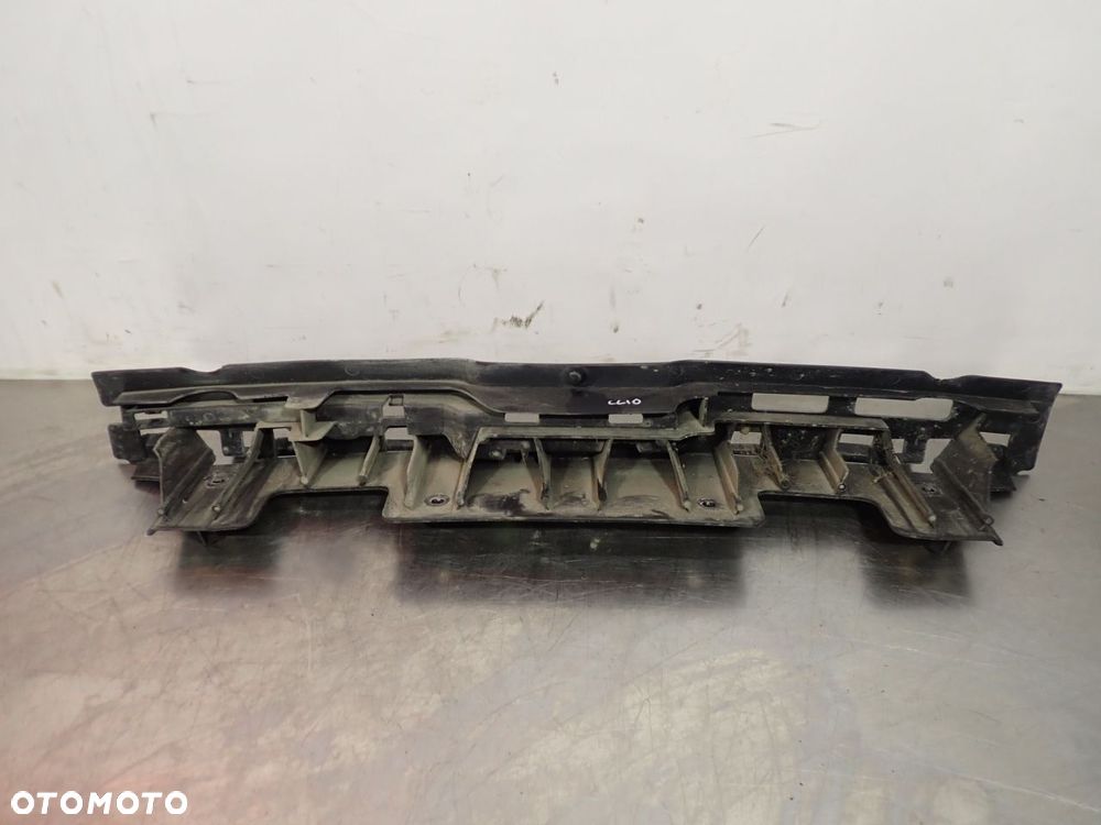 ŚLIZG ZDERZAKA TYŁ ŚRODKOWY RENAULT CLIO III LIFT - 1