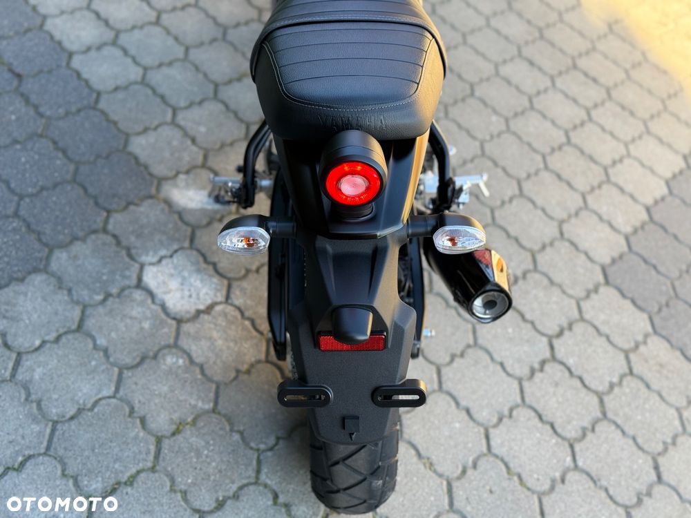 Yamaha XSR - 21