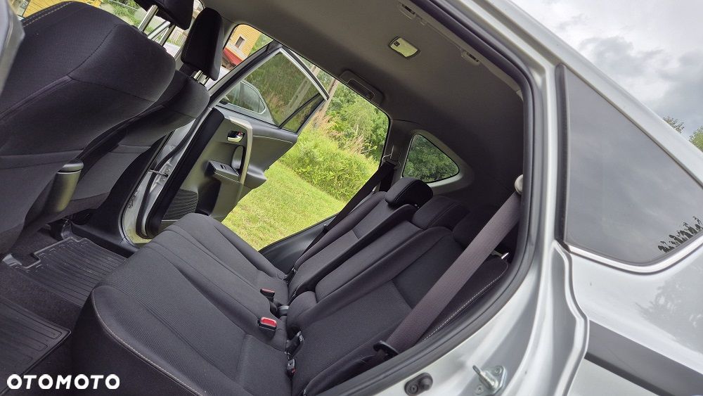 Toyota RAV4 2.0 D-4D Premium - 9