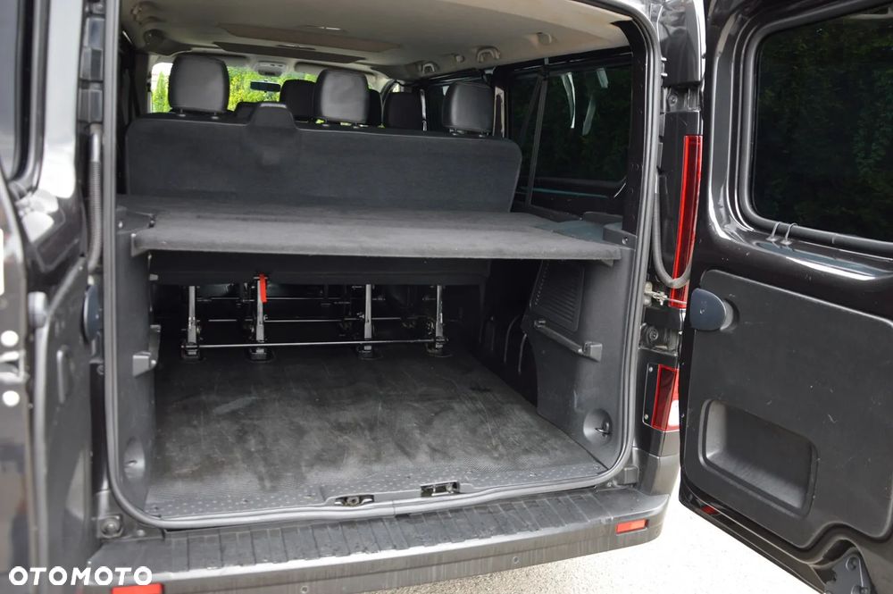 Renault Trafic Grand 2.0 dCi EDC - 28