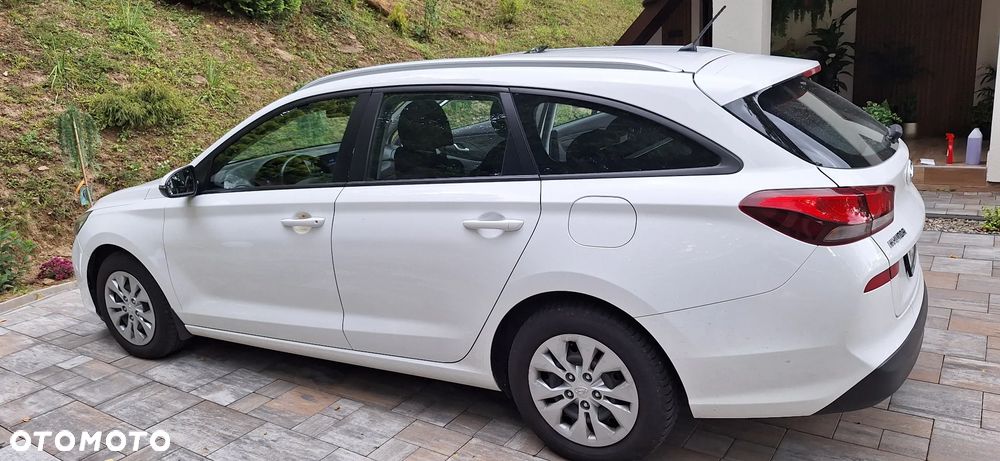 Hyundai i30 1.4 Classic + - 3