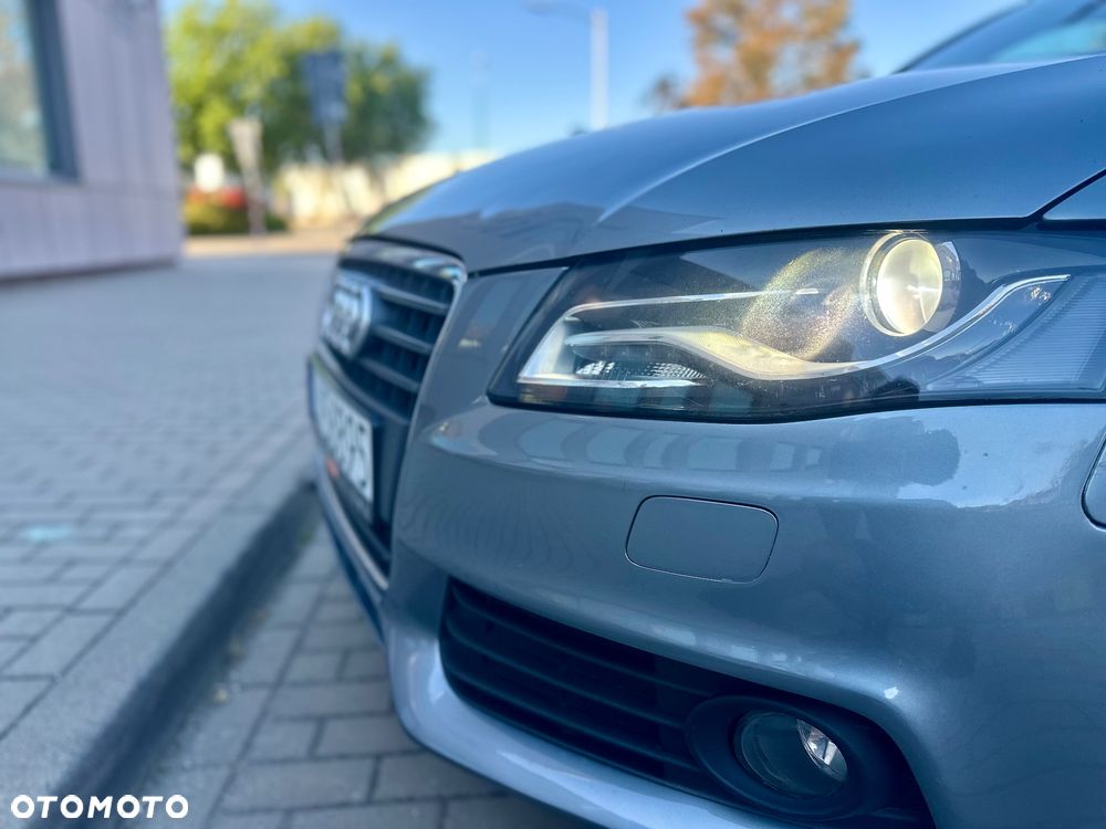 Audi A4 Avant 2.0 TDI DPF multitronic Ambiente - 12