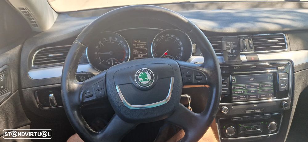 Skoda Superb Break 2.0 TDI Elegance 4x4 - 40