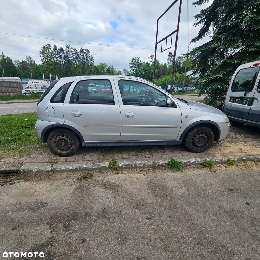 Opel Corsa C (kod lak Z157) - 3