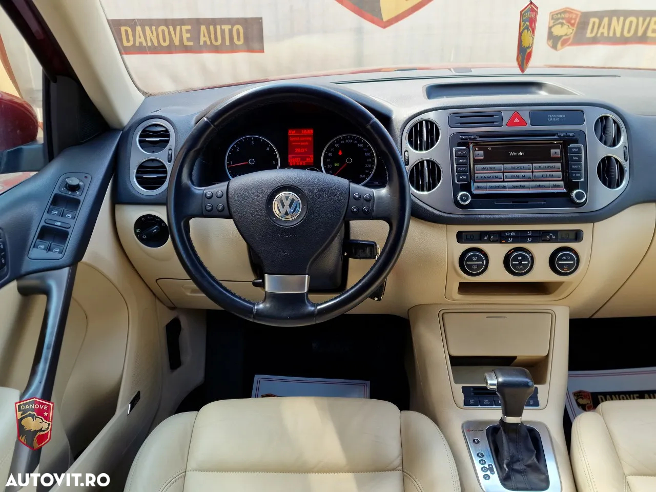 Volkswagen Tiguan 2.0 TDI 4Motion DSG Sport & Style - 18