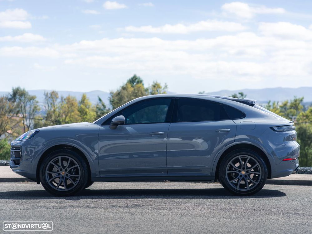 Porsche Cayenne Coupé E-Hybrid - 3