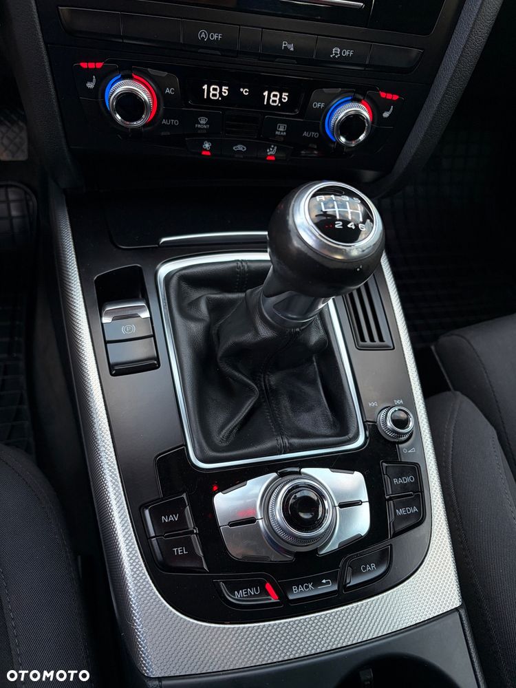 Audi A4 Avant 2.0 TDI Quattro - 28