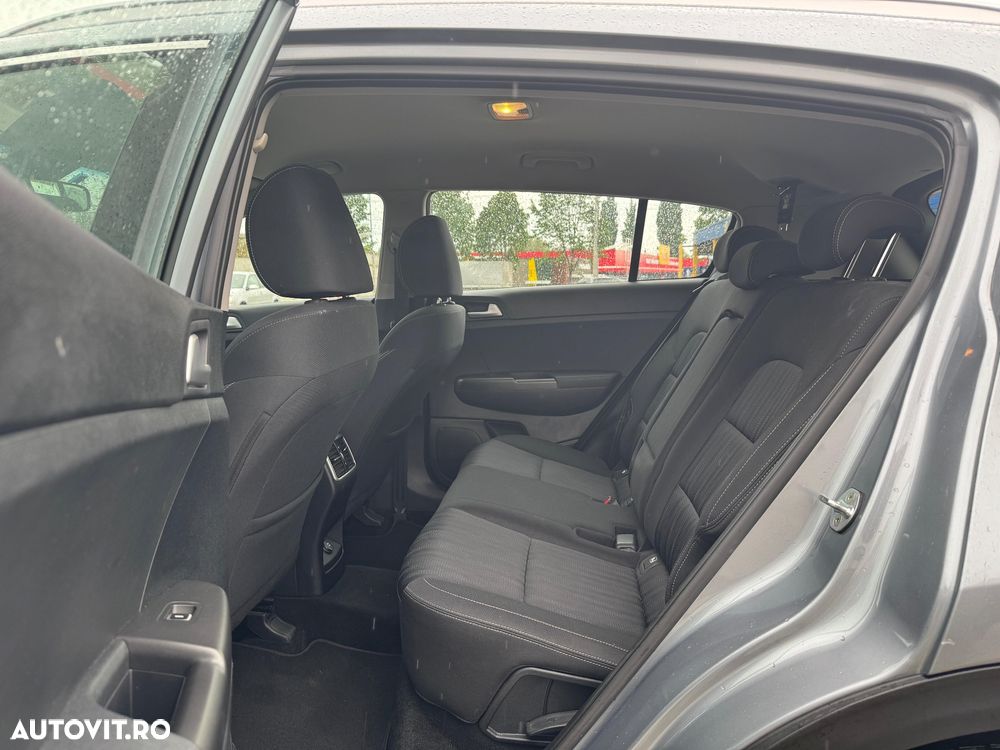 Kia Sportage 1.6 CRDI AWD Eco-Dynamics+ (48V M-H) DCT Spirit - 12