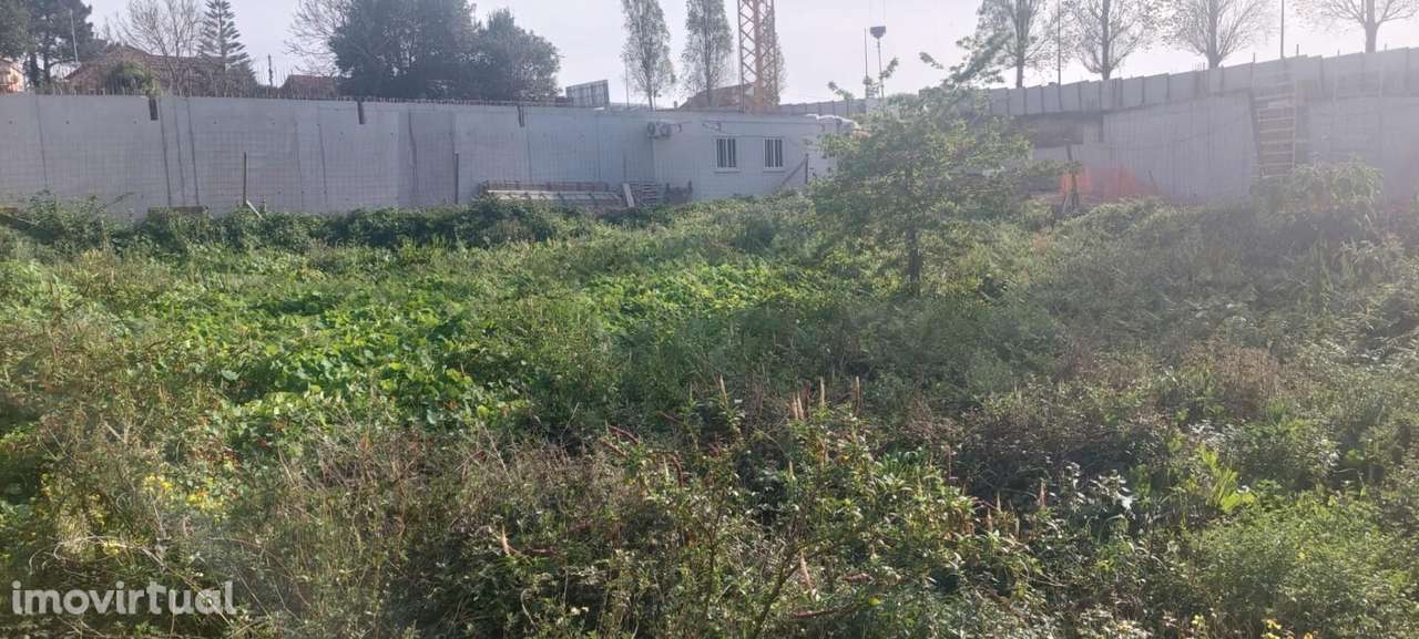 Terreno em Canidelo 680m2 Com viabilidade de Construção de Moradia - Grande imagem: 4/10