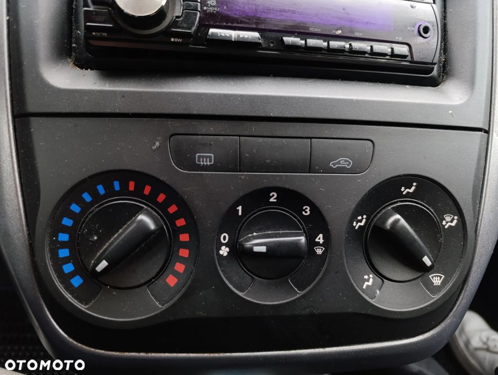 Fiat Grande Punto 1.2 8V - 11