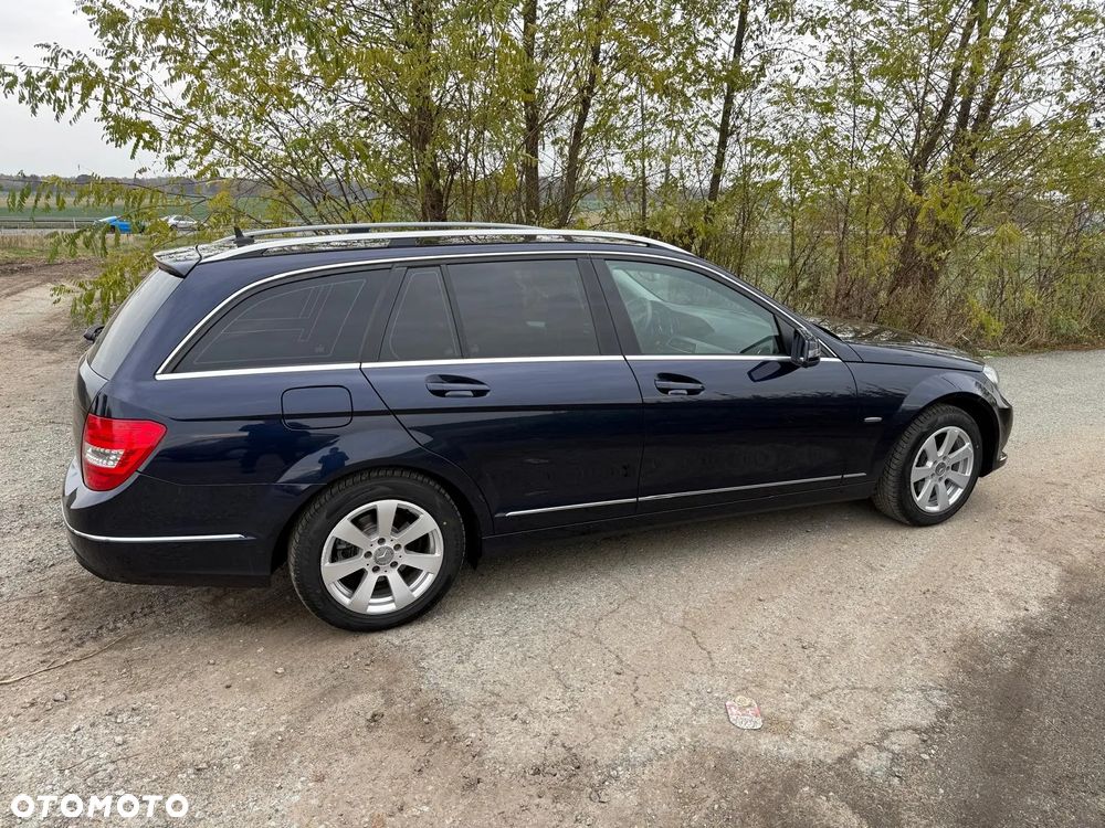 Mercedes-Benz Klasa C 200 CDI BlueEff Avantgarde - 14