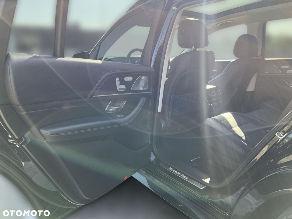 Mercedes-Benz GLS - 17