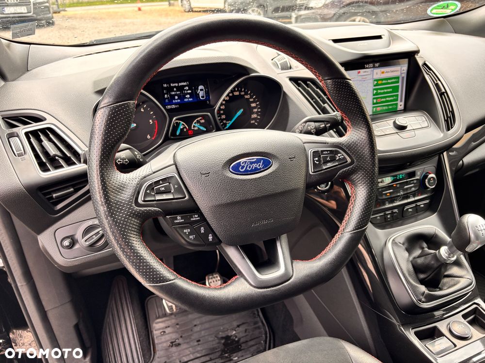 Ford Kuga - 4