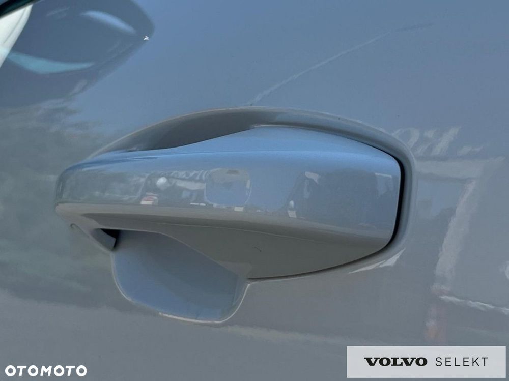Volvo XC 40 - 30