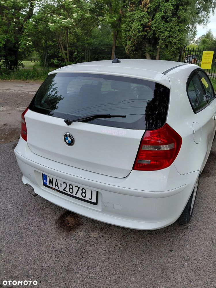 BMW Seria 1 116d - 4