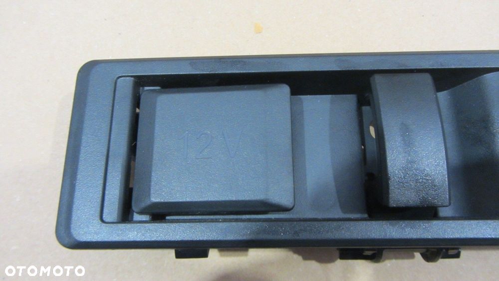BMW IX I20 PANEL OBSŁUGI PRZEŁĄCZNIK BAGAŻNIKA OPARCIA FOTELI 9873813 - 3