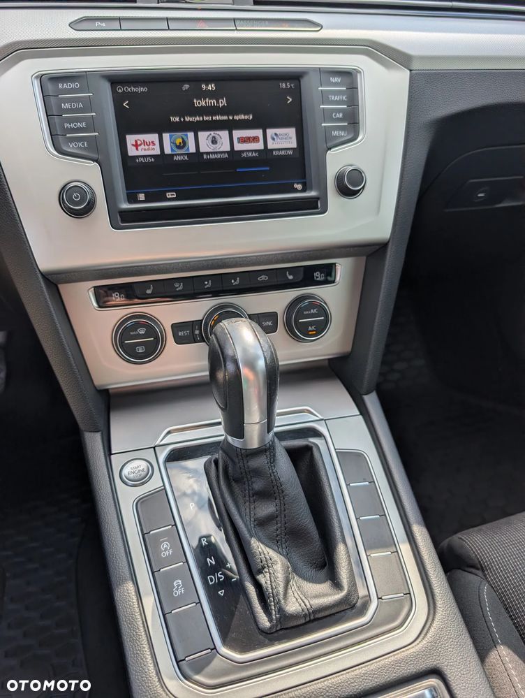 Volkswagen Passat 1.8 TSI BMT Comfortline DSG - 36