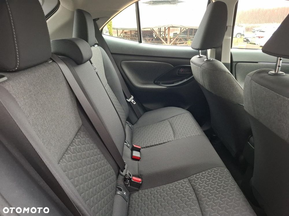 Toyota Yaris Cross Hybrid 1.5 Comfort - 17