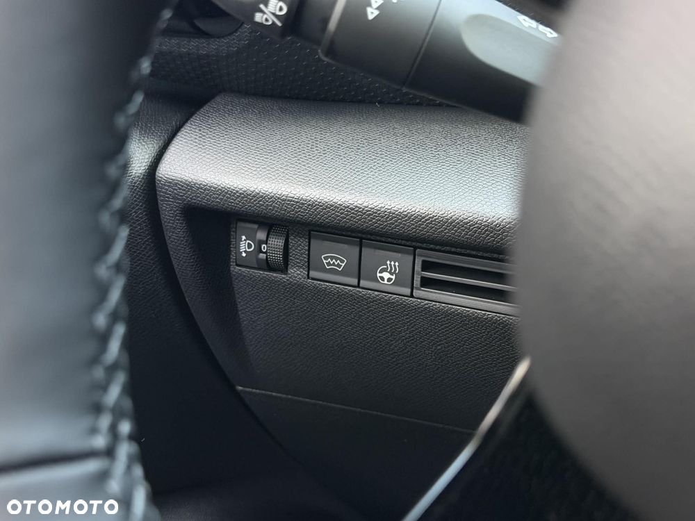 Citroën C4 1.2 mHEV Max eDCT6 - 10