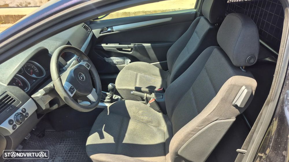 Opel Astra GTC 1.9 CDTI - 9