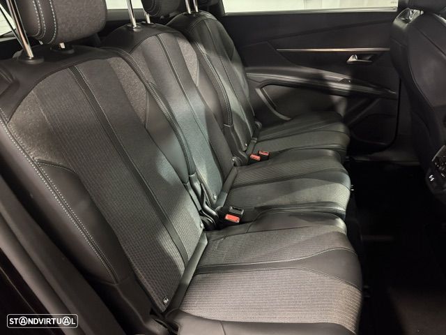 Peugeot 5008 1.5 BlueHDi GT Pack EAT8 — fotografia 34