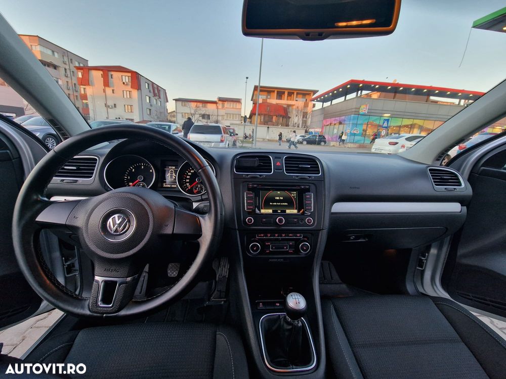 VOLKSWAGEN Golf 2011 — imagine 12