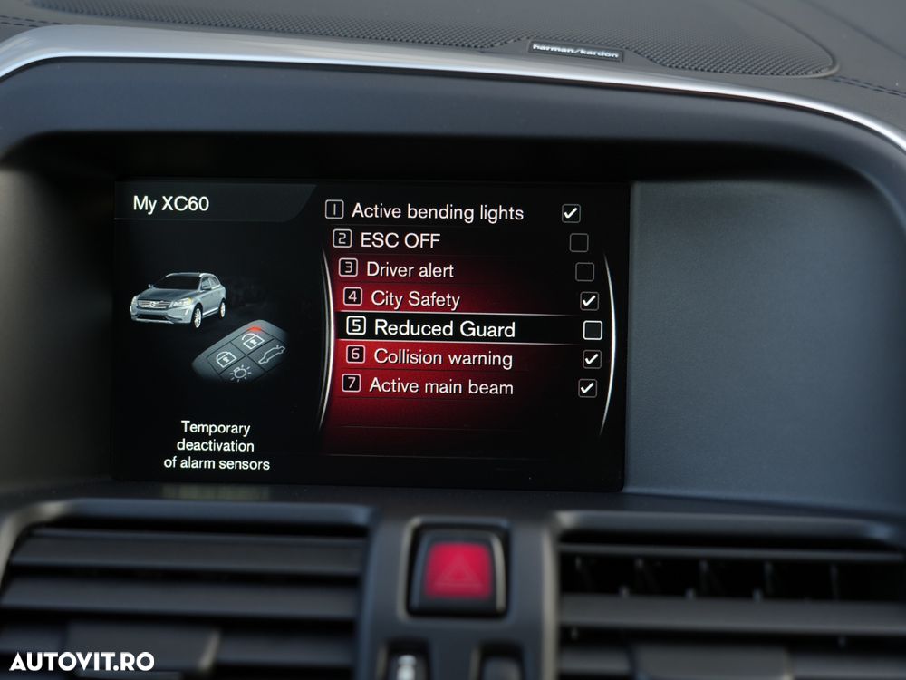 Volvo XC 60 D5 AWD Geartronic Summum - 31