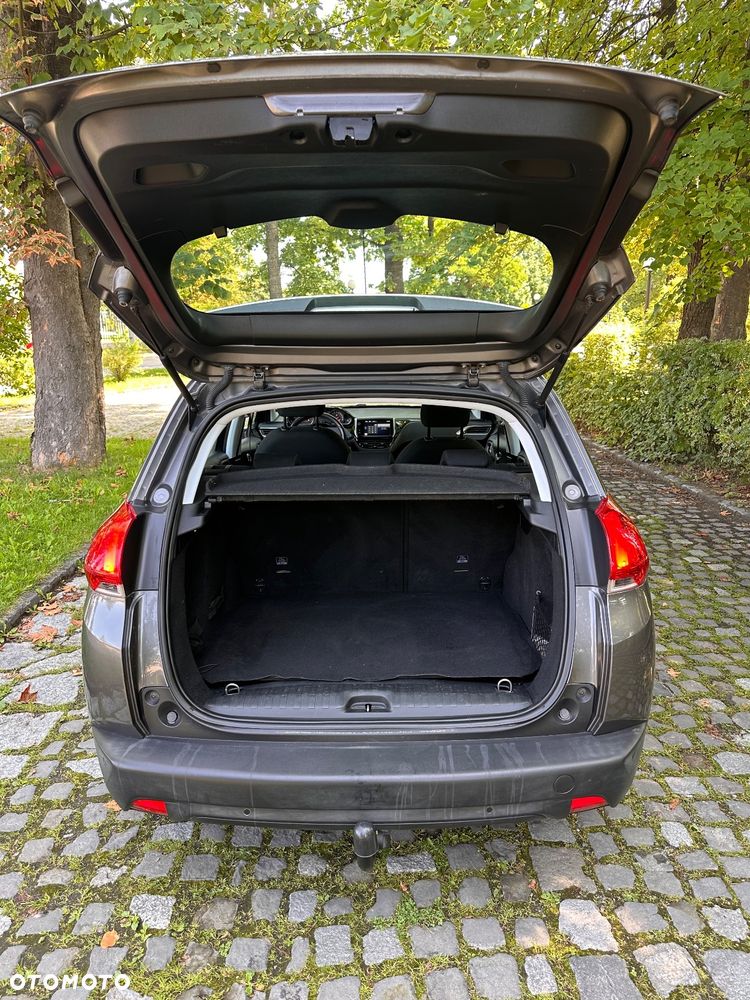 Peugeot 2008 1.2 Pure Tech Active S&S - 16