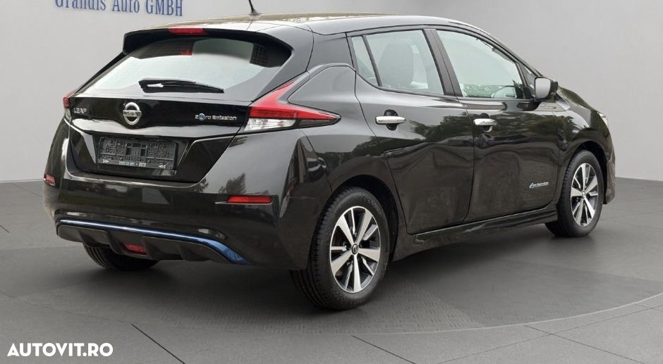 Nissan LEAF 40 kWh Tekna - 4