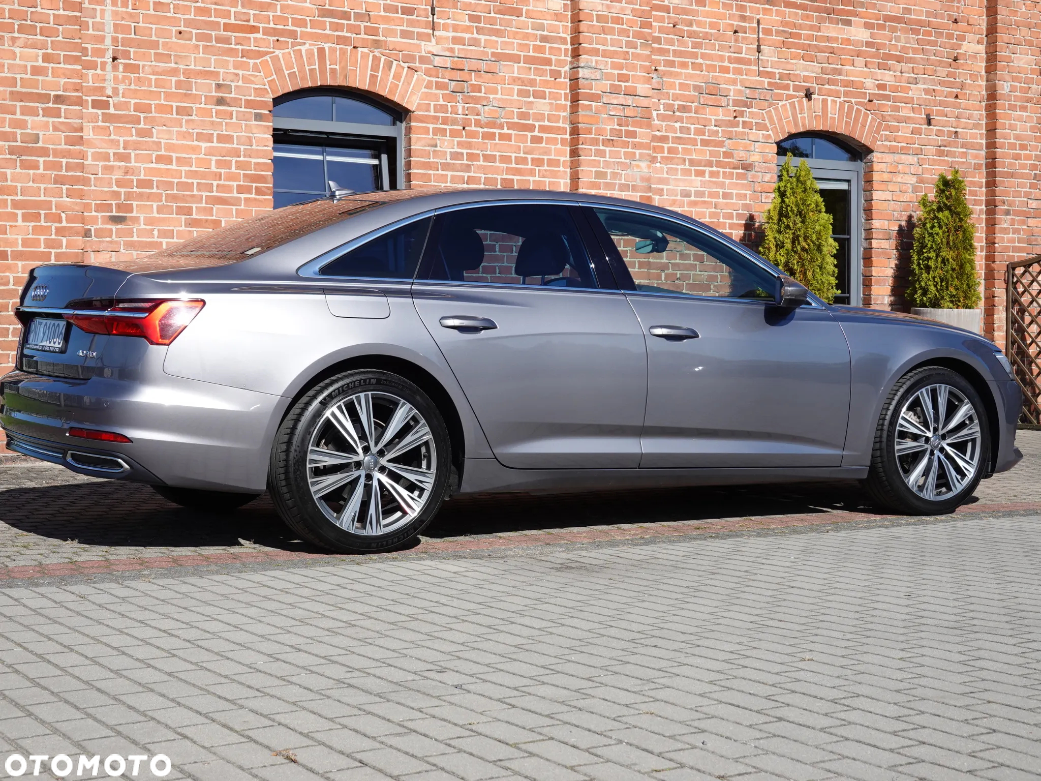 Audi A6 - 4