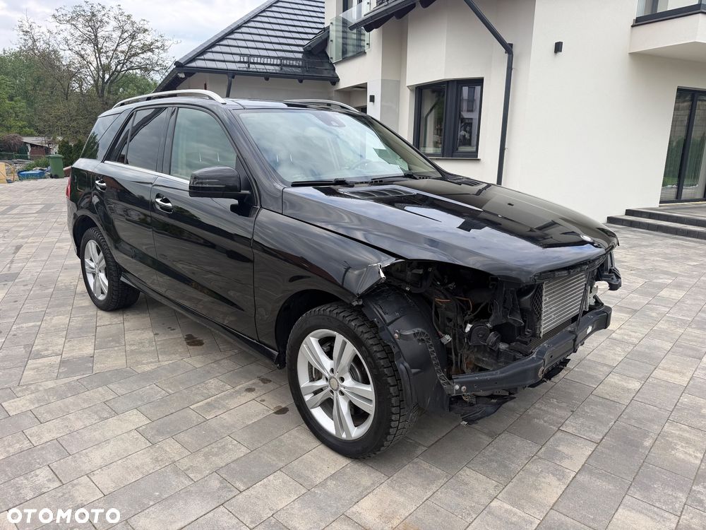 Mercedes-Benz ML 350 BlueTEC 4MATIC 7G-TRONIC - 7