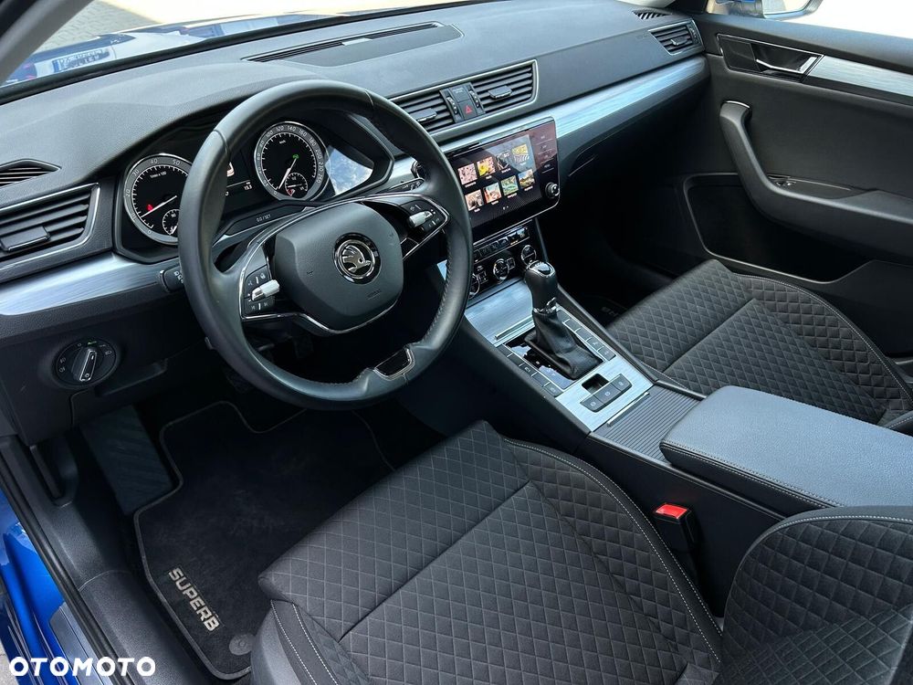Skoda Superb 2.0 TSI Ambition DSG - 8