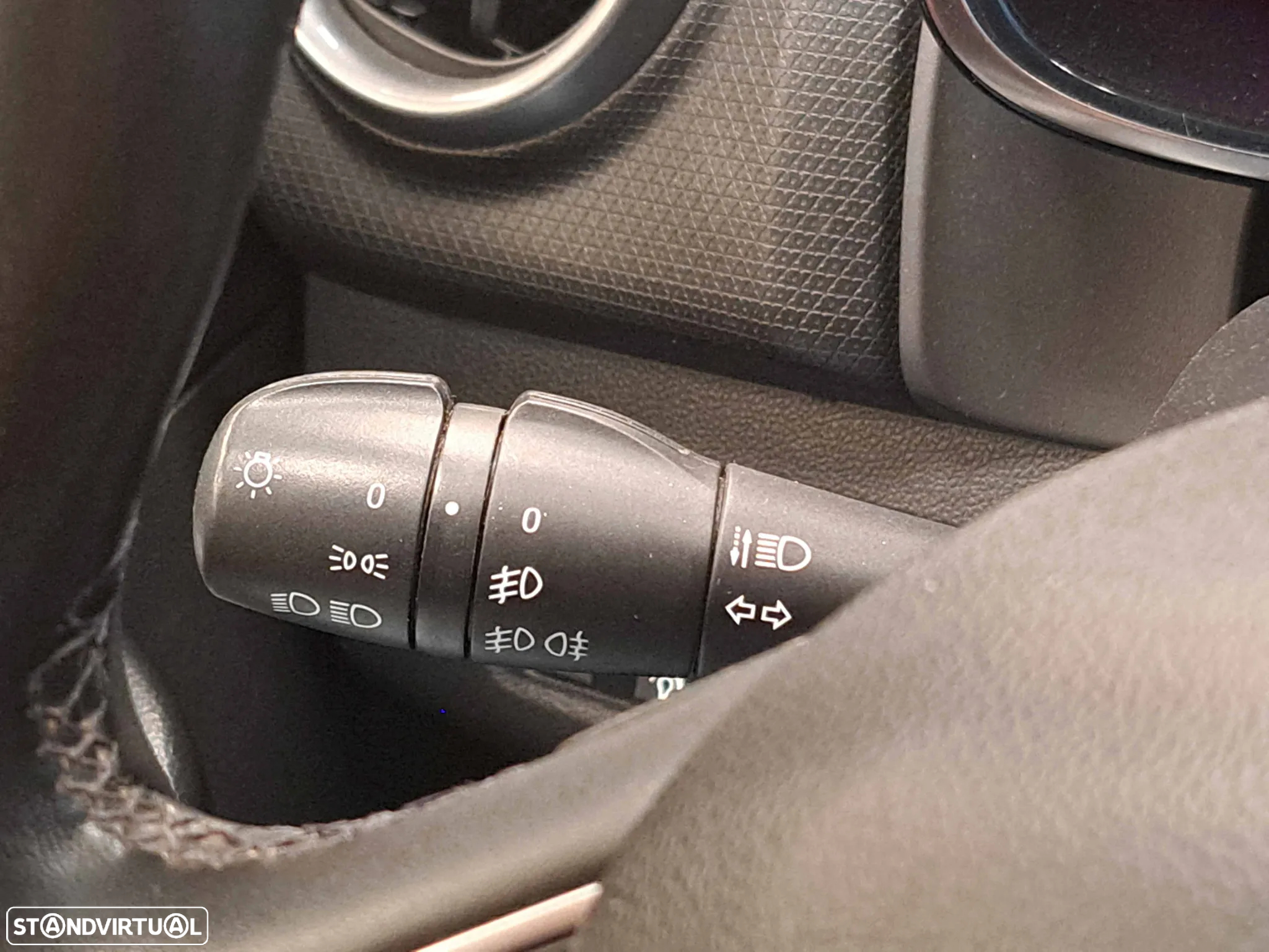 Renault Clio Sport Tourer 0.9 TCe Limited - 6