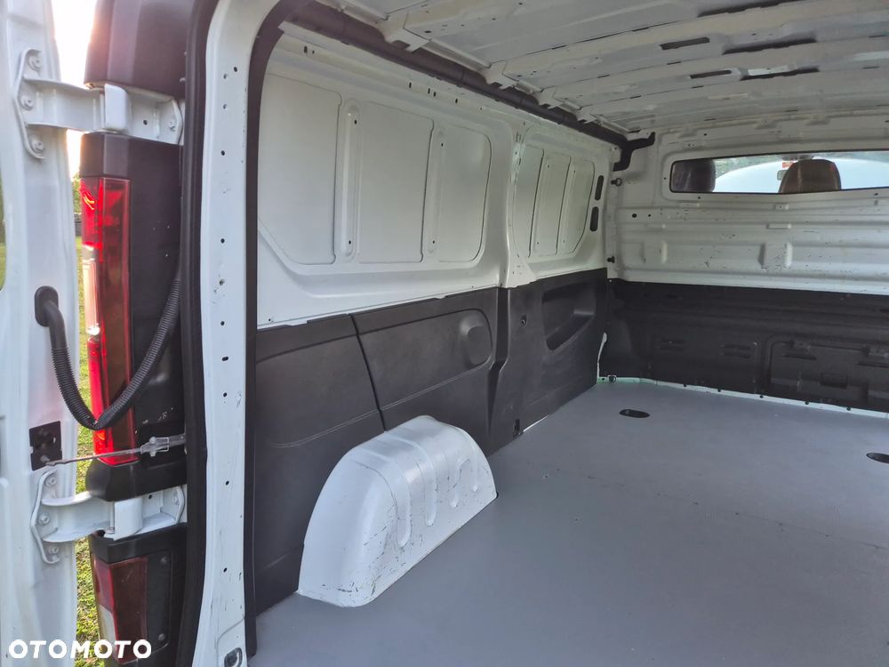 Renault Trafic Long L2H1 - 26