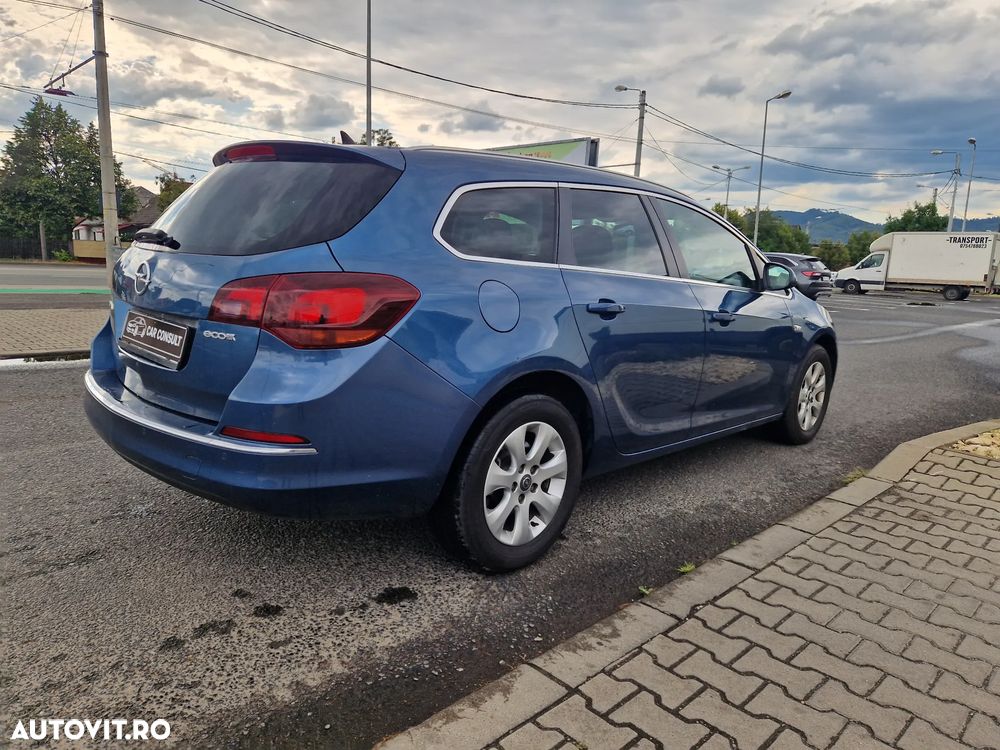 Opel Astra 1.6 CDTI DPF ecoFLEX Start/Stop Style - 4