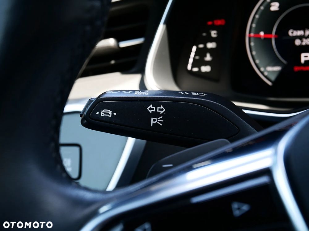 Audi A6 Avant 40 TDI quattro S tronic - 7