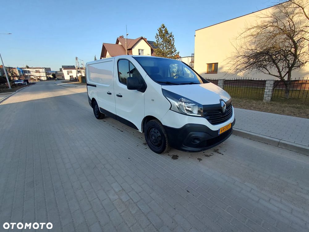 Renault Trafic - 8
