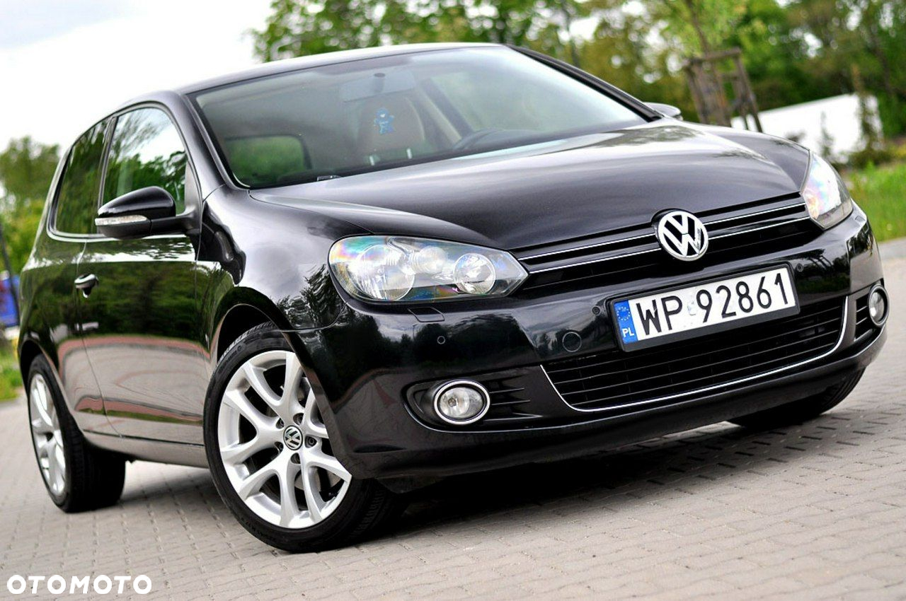 Volkswagen Golf - 22