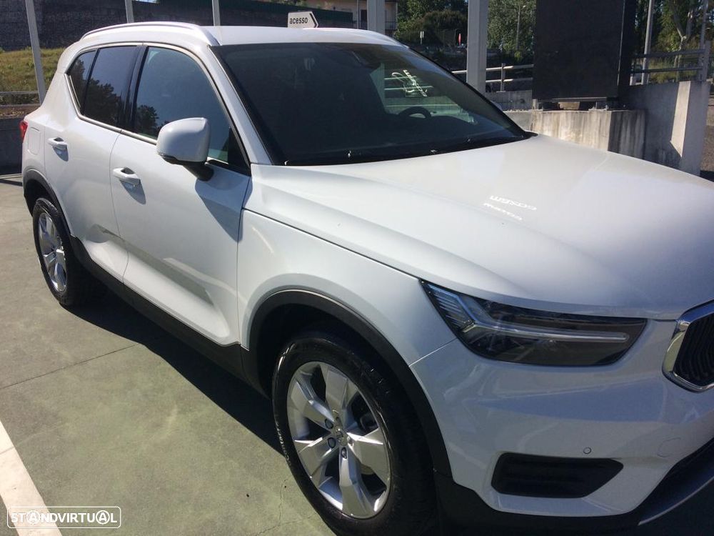 Volvo XC 40 1.5 T2 Momentum - 1