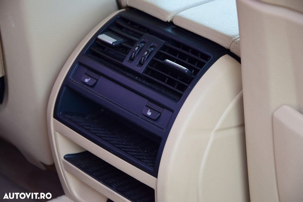 BMW Seria 5 530d Aut. - 23