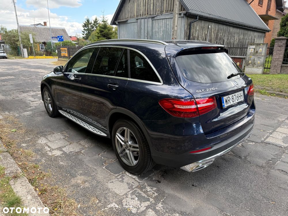 Mercedes-Benz GLC 220 d 4Matic 9G-TRONIC AMG Line - 7