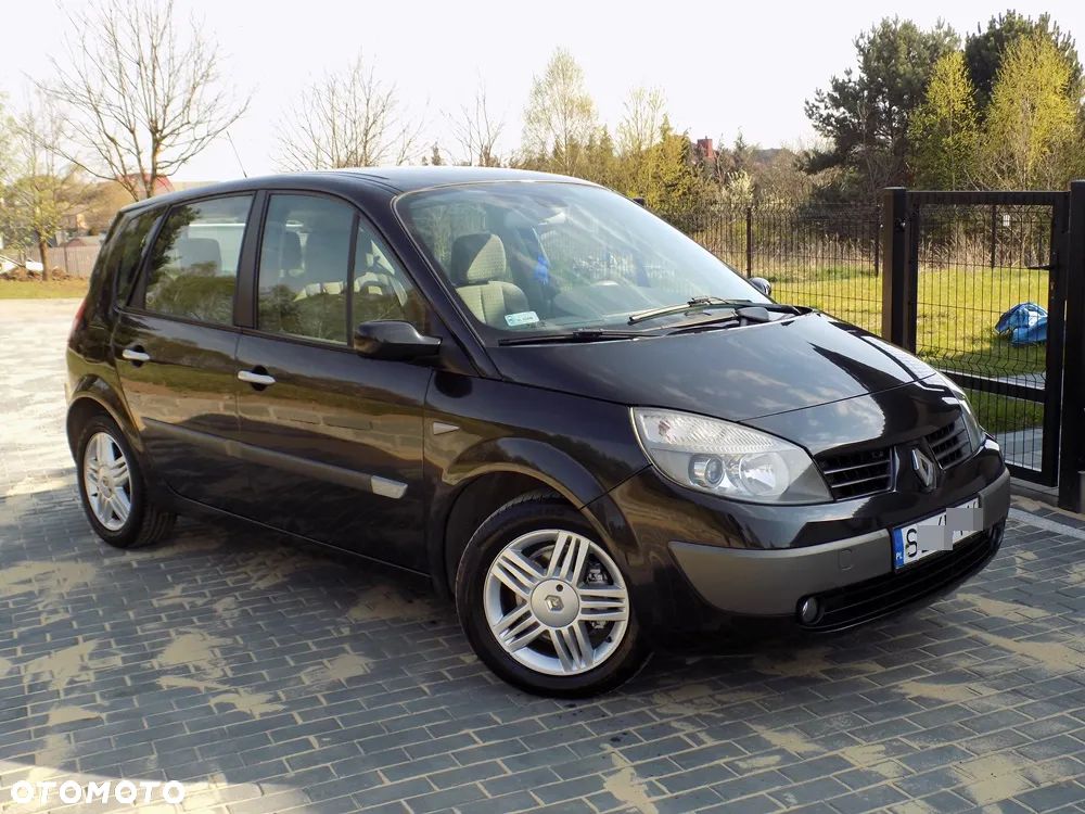 Renault Scenic 1.6 16V Luxe Privilege - 2