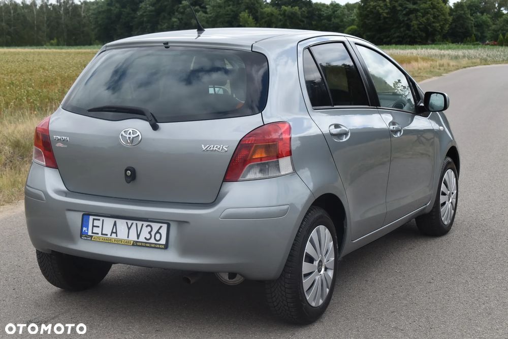 Toyota Yaris 1.33 VVT-i Life - 13