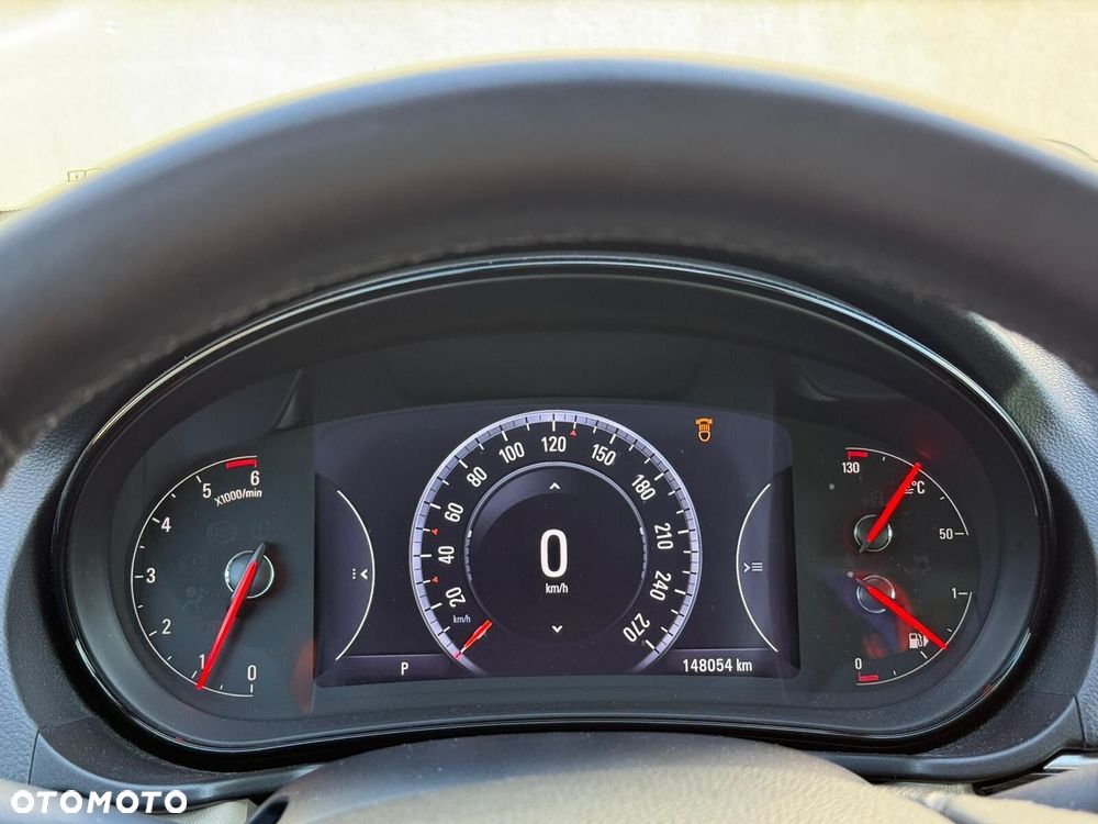 Opel Insignia - 30