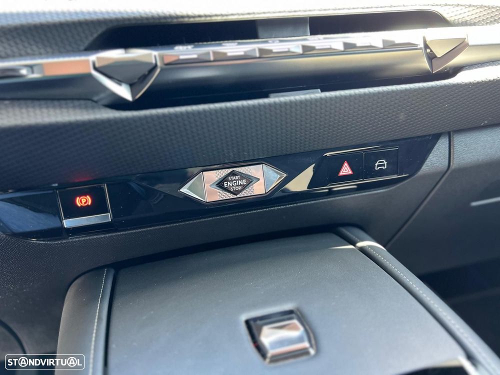 DS DS4 1.5 BlueHDi Trocadero EAT8 - 12